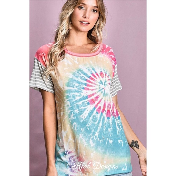 ❤️LAST 1! Circular Tie Dye Contrast Detail Top! - Picture 8 of 11